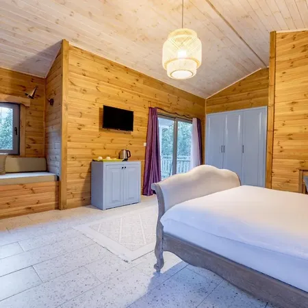 Turkuazkoey Casa de Campo Finike