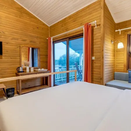 בית כפרי Turkuazkoey *